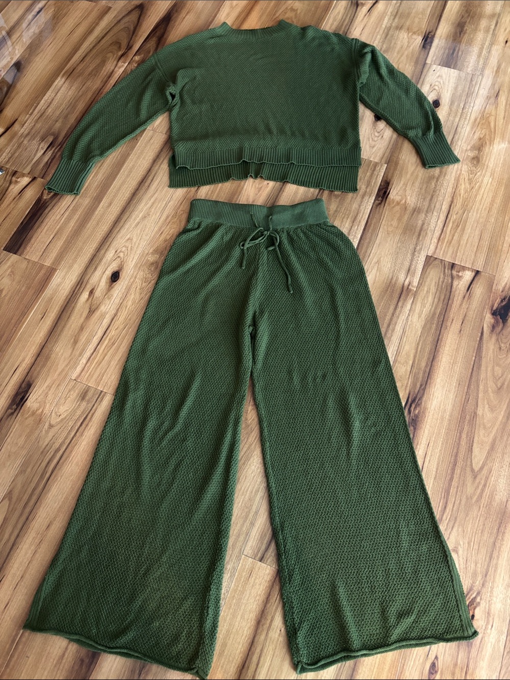 Women's Olive Wide-Leg Knit Pants with Drawstring Waist